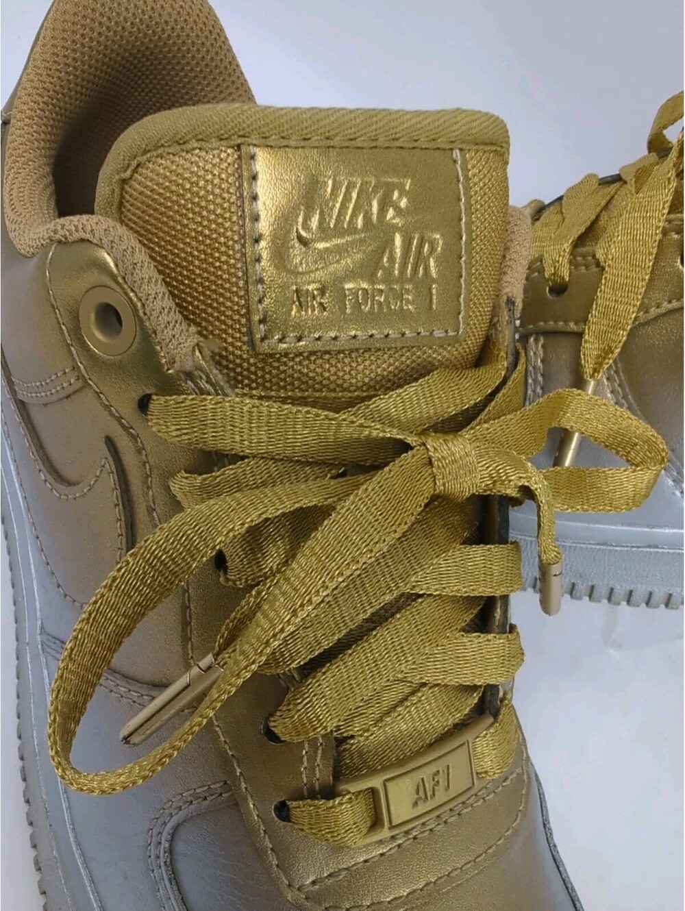 Nike Air Force 1 AF1 Low Lux Metallic Gold Silver Platinum Gradiant Women 6 36.5 - Picture 6 of 14